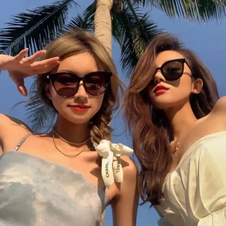 垂乳女